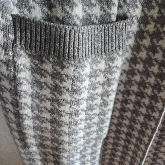 SIONI Fur collar sweater coat NWT - Picture 7 of 16